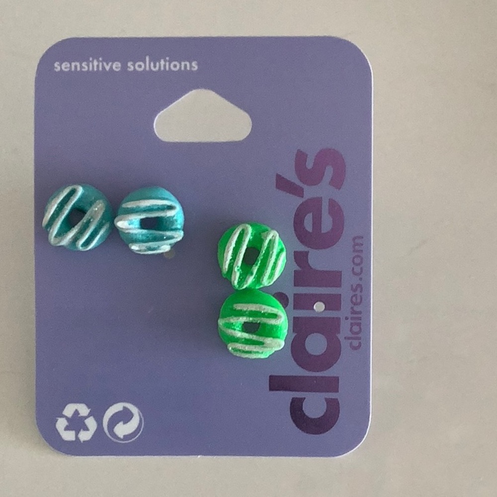 Doughnuts stud earrings fun, frosted and sparkling colors, set of 2